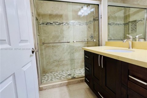 Touwnhouse à louer à Coral Springs, Floride: 3 chambres, 151.8 m2 № 2058249 - photo 17