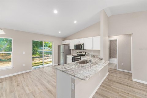 House in Ocklawaha, Florida 3 bedrooms, 101.17 sq.m. № 1816046 - photo 7