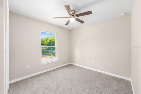House in Ocklawaha, Florida 3 bedrooms, 101.17 sq.m. № 1816046 - photo 11