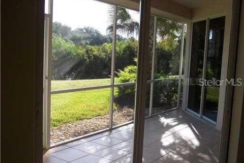 Condominio en alquiler en Sarasota, Florida, 2 dormitorios, 144.37 m2 № 2204591 - foto 4