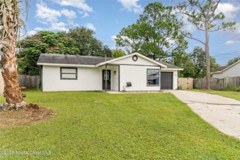 Casa en venta en Cocoa, Florida, 3 dormitorios, 95.32 m2 № 1902493 - foto 1
