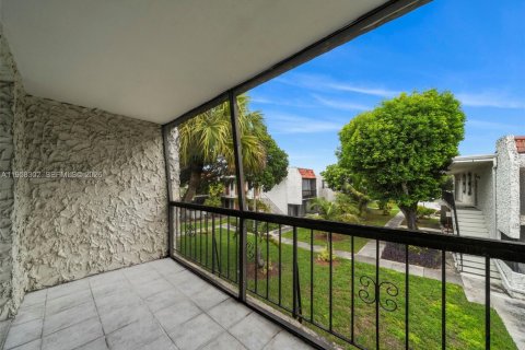 Condominio en venta en Palmetto Bay, Florida, 1 dormitorio, 52.03 m2 № 2017758 - foto 15