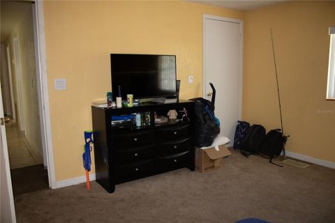 House in Mulberry, Florida 4 bedrooms, 202.9 sq.m. № 1869454 - photo 6