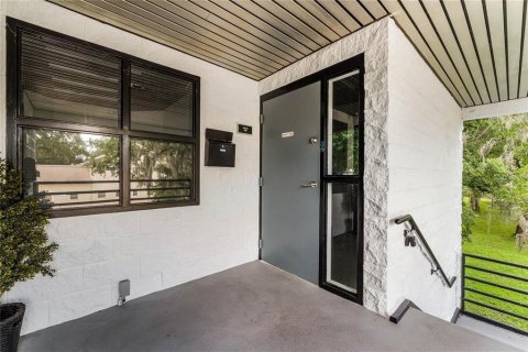 Propiedad comercial en alquiler en Orlando, Florida, 749.91 m2 № 2202044 - foto 3