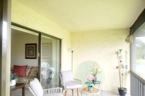 Condo in Sarasota, Florida, 2 bedrooms № 2167417 - photo 25