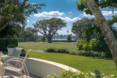 House in Jupiter Island, Florida 5 bedrooms, 273.6 sq.m. № 1974328 - photo 5