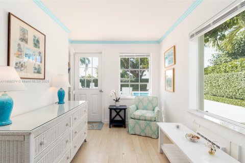 House in Jupiter Island, Florida 5 bedrooms, 273.6 sq.m. № 1974328 - photo 23