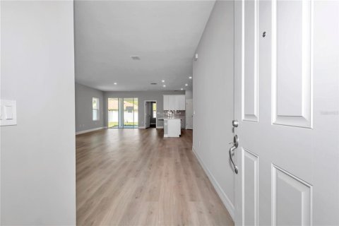 Casa en venta en Summerfield, Florida, 4 dormitorios, 184.88 m2 № 1813352 - foto 4