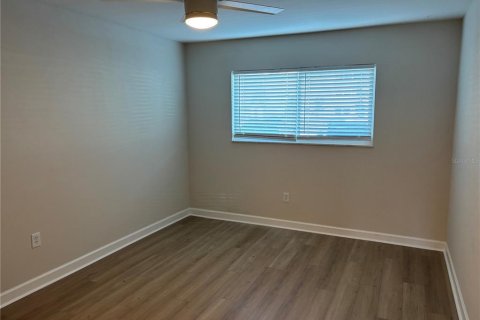 Condo in South Pasadena, Florida, 2 bedrooms  № 2094603 - photo 16