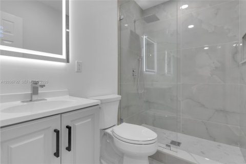 Casa en venta en Miami, Florida, 4 dormitorios, 142.88 m2 № 2172594 - foto 29