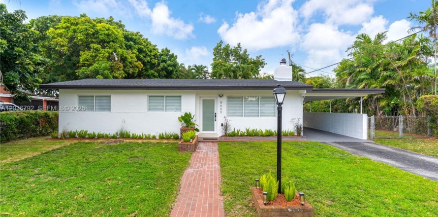 Casa en Miami, Florida 4 dormitorios, 142.88 m2 № 2172594