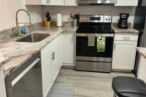 Condominio en alquiler en Kissimmee, Florida, 3 dormitorios, 116.03 m2 № 1870481 - foto 5