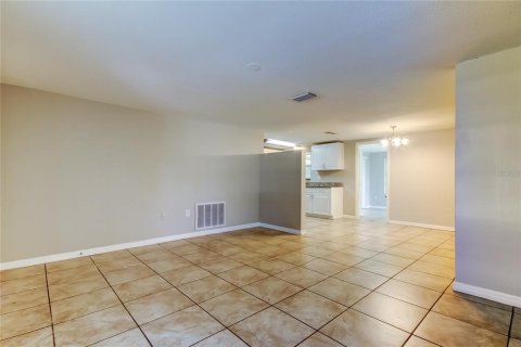 Casa en venta en Port Richey, Florida, 3 dormitorios, 102.19 m2 № 1872823 - foto 6