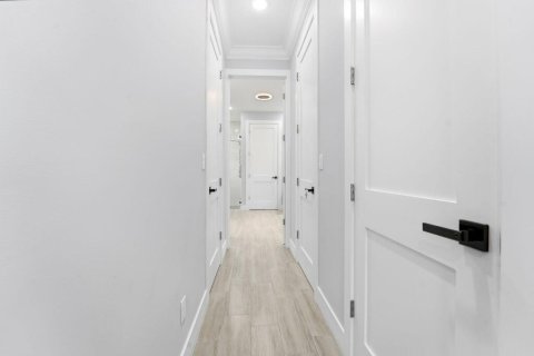 Купить виллу или дом в Порт-Сент-Луси, Флорида 3 комнаты, 235.97м2, № 2083265 - фото 19