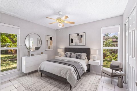 Villa ou maison à vendre à Miami, Floride: 3 chambres, 129.69 m2 № 2259799 - photo 28