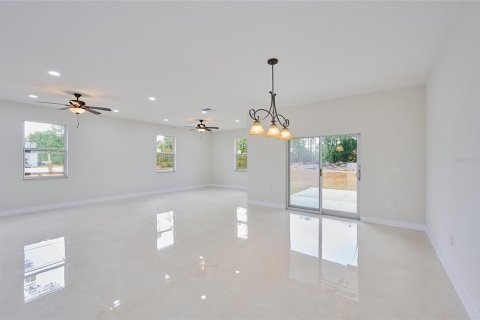 Casa en venta en Indian lake estates, Florida, 3 dormitorios, 204.38 m2 № 1790020 - foto 24