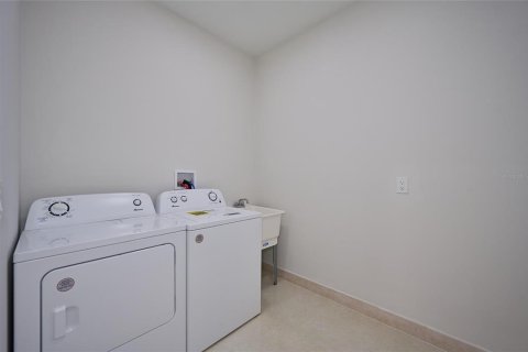 Casa en venta en Indian lake estates, Florida, 3 dormitorios, 204.38 m2 № 1790020 - foto 29