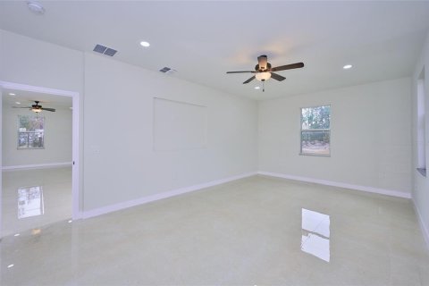 Casa en venta en Indian lake estates, Florida, 3 dormitorios, 204.38 m2 № 1790020 - foto 27