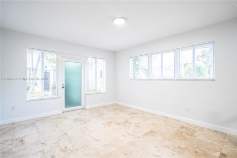 Appartement à louer à Miami Beach, Floride: 1 chambre, 74.32 m2 № 1931602 - photo 4