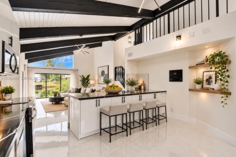 Villa ou maison à vendre à Plantation, Floride: 4 chambres, 240.43 m2 № 2428085 - photo 7