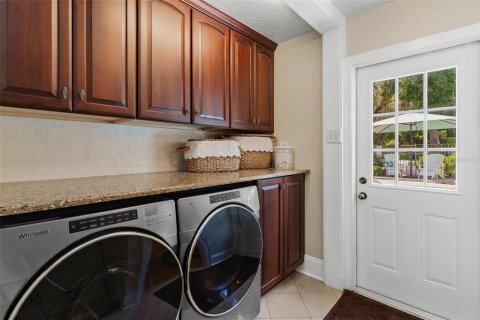 Casa en venta en Leesburg, Florida, 4 dormitorios, 255.57 m2 № 1793039 - foto 29