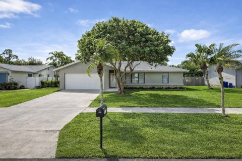 Casa en venta en Royal Palm Beach, Florida, 3 dormitorios, 224.64 m2 № 2246019 - foto 6