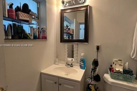 Immobilier commercial à vendre à Miami, Floride: 206.8 m2 № 2039340 - photo 16