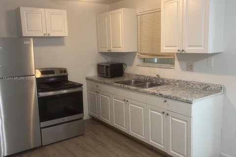 Immobilier commercial à vendre à Miami, Floride: 206.8 m2 № 2039340 - photo 26