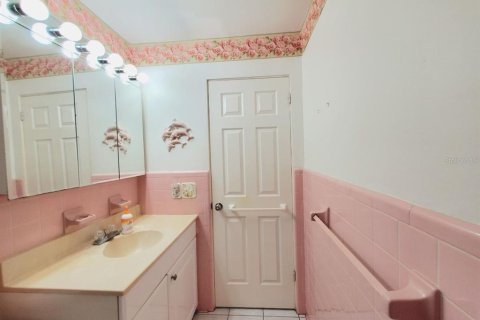 Apartment in Seminole, Florida 1 bedroom, 56.48 sq.m. № 2381023 - photo 12