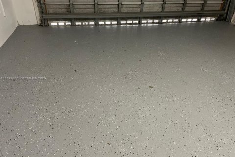 Снять в аренду виллу или дом в Майами, Флорида 4 спальни, 227.61м2, № 1986117 - фото 12