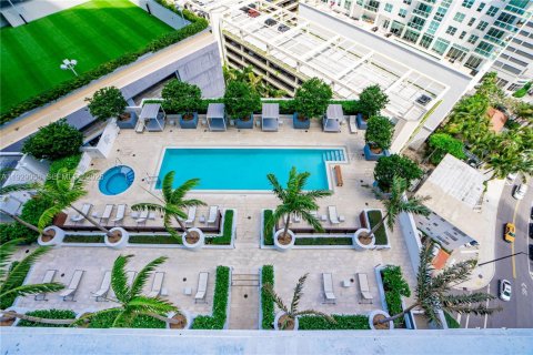 Снять в аренду кондоминиум в Майами, Флорида 33.63м2, № 1987450 - фото 15
