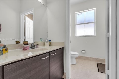 Снять в аренду виллу или дом в Майами, Флорида 5 спален, № 2023852 - фото 20