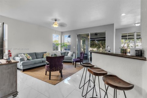 Снять в аренду виллу или дом в Майами, Флорида 5 спален, № 2023852 - фото 8