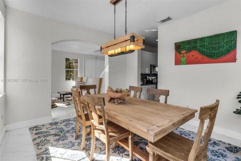 Снять в аренду виллу или дом в Майами, Флорида 5 спален, № 2023852 - фото 7