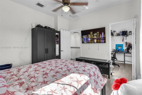 Снять в аренду виллу или дом в Майами, Флорида 5 спален, № 2023852 - фото 17