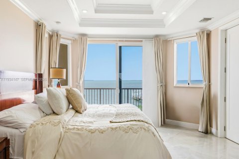 Casa en venta en Key Largo, Florida, 5 dormitorios, 447.97 m2 № 2035712 - foto 18