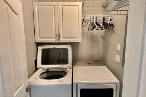 Copropriété à vendre à Sarasota, Floride: 3 chambres, 129.04 m2 № 1619009 - photo 16