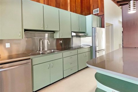 House in Apollo Beach, Florida 2 bedrooms, 153.29 sq.m. № 1582486 - photo 26