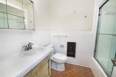 House in Apollo Beach, Florida 2 bedrooms, 153.29 sq.m. № 1582486 - photo 7