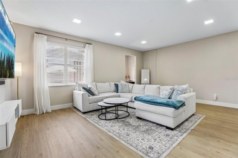 Villa ou maison à vendre à Orlando, Floride: 3 chambres, 204.66 m2 № 2149901 - photo 7