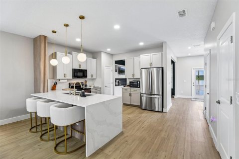 Villa ou maison à vendre à Orlando, Floride: 3 chambres, 204.66 m2 № 2149901 - photo 10