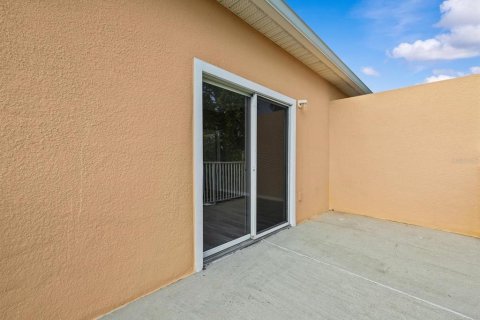 Adosado en venta en Clermont, Florida, 3 dormitorios, 139.63 m2 № 1855584 - foto 18