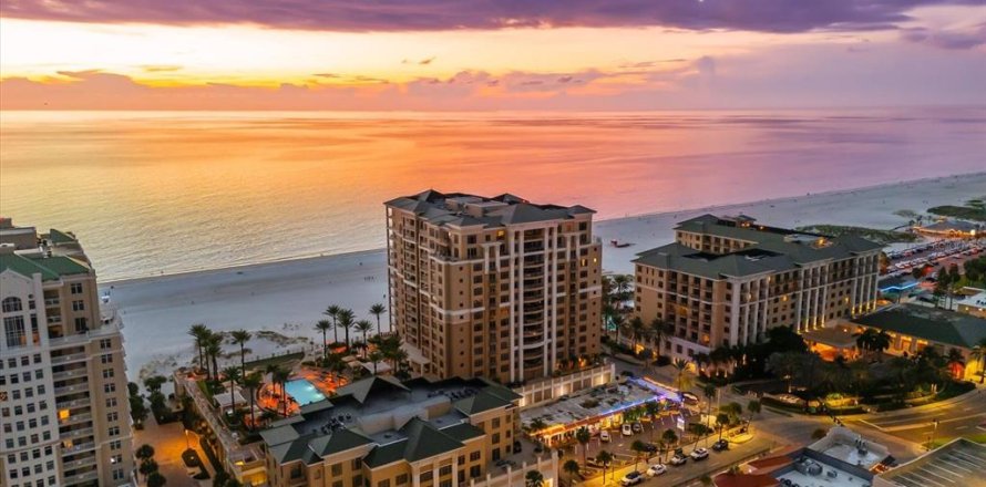 Condo à Clearwater, Floride, 3 chambres  № 2368705