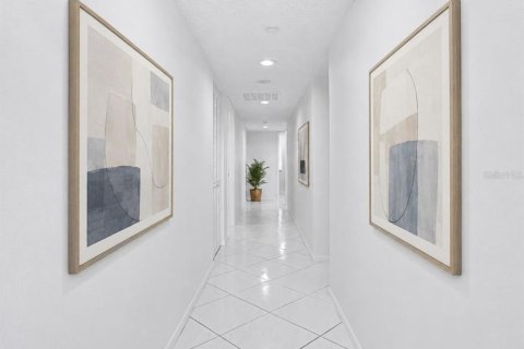 Condo in Tampa, Florida, 3 bedrooms  № 2141053 - photo 24