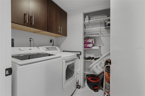 Condo in Tampa, Florida, 3 bedrooms  № 2141053 - photo 22