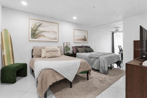 Condo in Tampa, Florida, 3 bedrooms  № 2141053 - photo 26