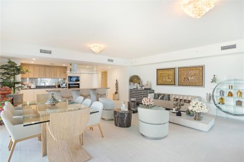 Condo in Miami, Florida, 3 bedrooms  № 2052817 - photo 7