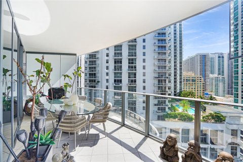 Condo in Miami, Florida, 3 bedrooms  № 2052817 - photo 12