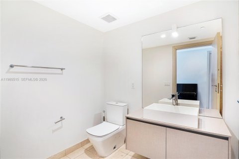Condo in Miami, Florida, 3 bedrooms  № 2052817 - photo 30
