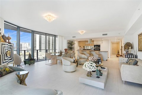 Condo in Miami, Florida, 3 bedrooms  № 2052817 - photo 6